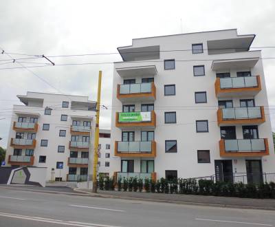 Eladó 4 szobás lakás, 4 szobás lakás, Solivarská, Prešov, Szlovákia
