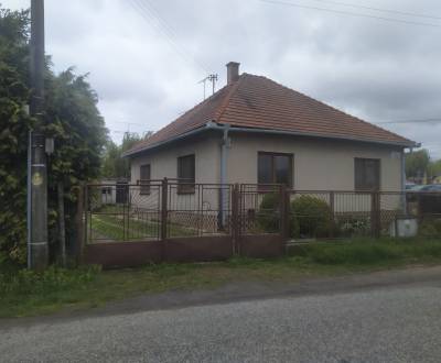 Eladó Családi ház, Családi ház, Olichov, Zlaté Moravce, Szlovákia