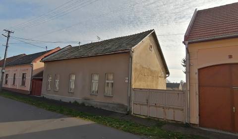 Eladó Családi ház, Ľudovíta Štúra, Levice, Szlovákia