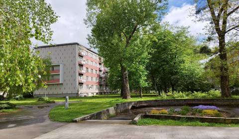 Eladó 3 szobás lakás, 3 szobás lakás, Trieda SNP, Banská Bystrica, Szl