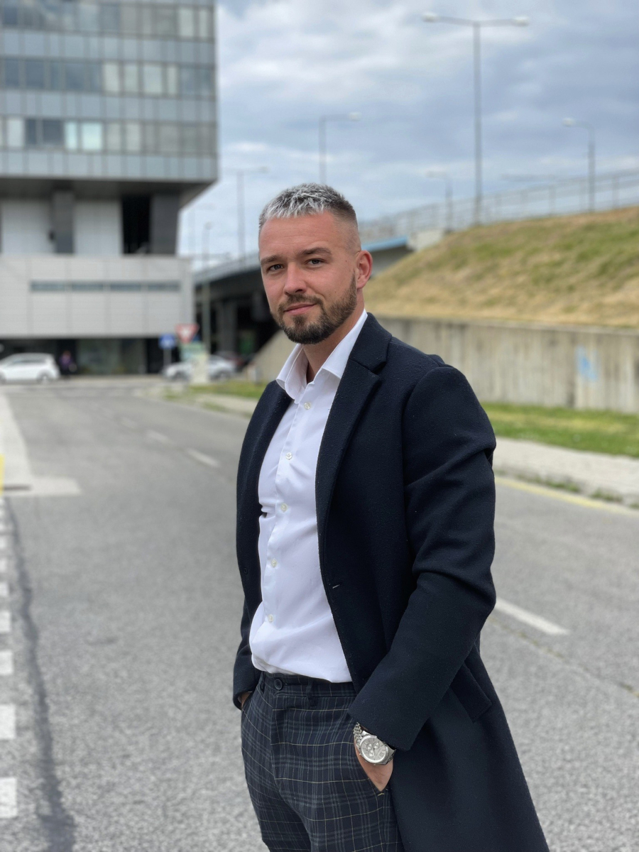  Michal Špekker
