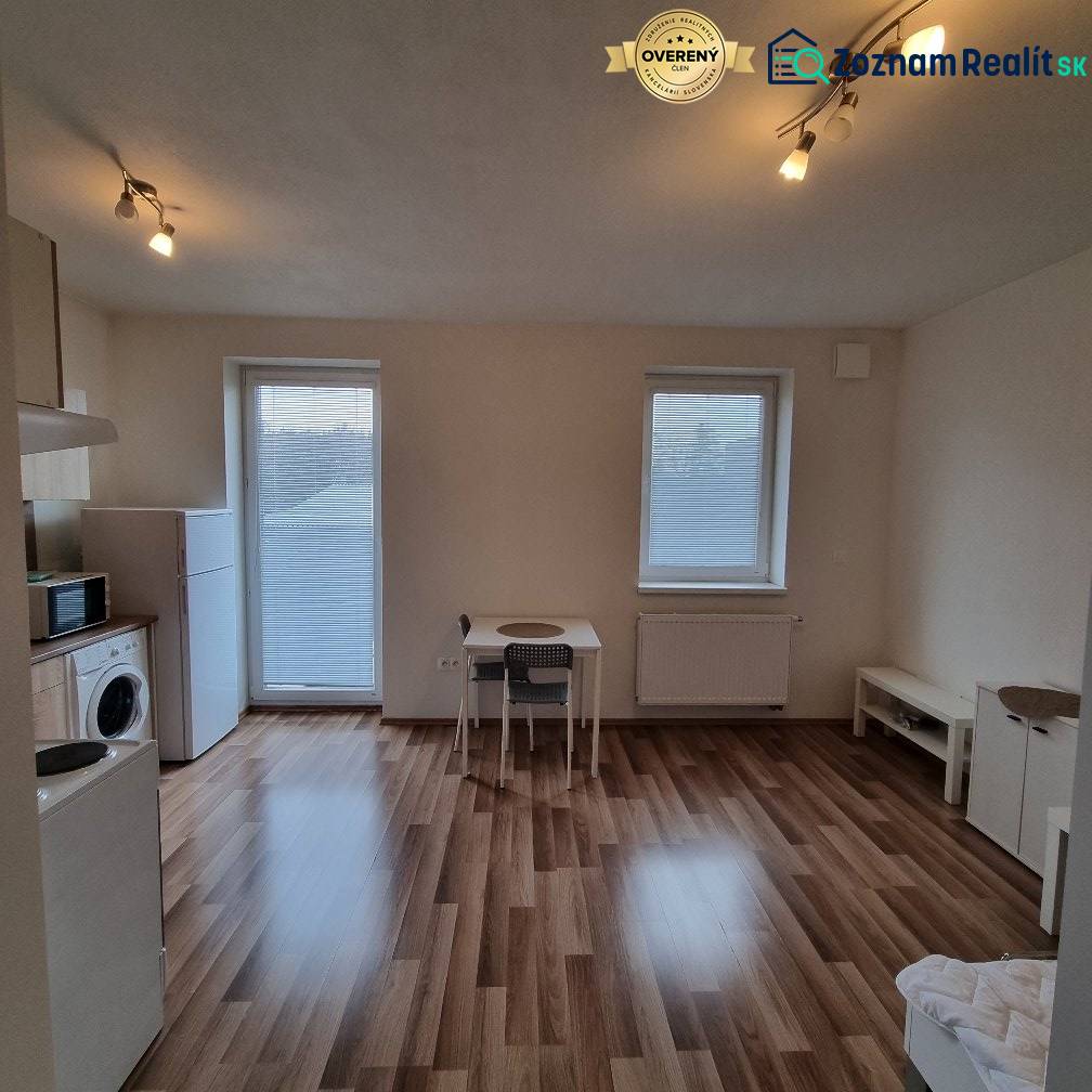 Sajnálom, nemohu vám poskytnout překlad textu.