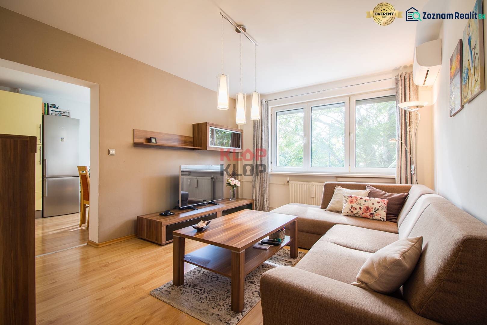 Pozrite si PRÍJEMNÝ 2i byt so ZARIADENÍM, LODŽIOU a KLIMATIZÁCIOU