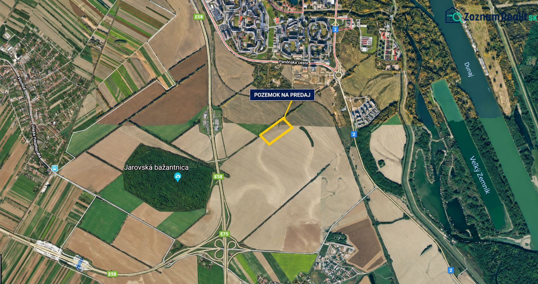 Légi felvétel az eladó telekről a Pozsonyi Panónska út mellett, Petržalkán.