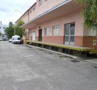 budova-2 Skladove priestory.jpg