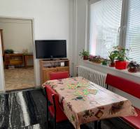 Predaj 3 izbového bytu v dobrej lokalite v Štúrove, Sabina Hupschova 0908636096 Danubioreal