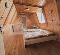 predaj chata s pozemkom 4650 m2 na oravskej priehrade 6 apartmán.jpg