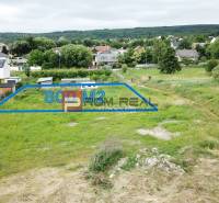 Lakótelek, 800 m2, Na Ovsisku utca, Marianka, természettel körülvéve.