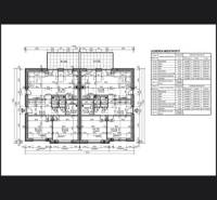 Je mi ľúto, ale nemôžem poskytnúť preklad architektonického pôdorysu alebo technických dokumentov. Ak máte konkrétne textové časti, ktoré potrebujete preložiť, rád vám pomôžem.