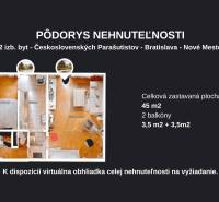 A Csehszlovák Ejtőernyősök utcában található 2 szobás lakás alaprajza, Pozsony - Újváros, 45 m², 2 erkély.