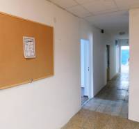 Samozrejme, rád vám pomôžem s prekladom. Prosím, vložte text, ktorý chcete preložiť do maďarčiny.