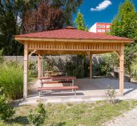 A Bosákova utcai parkpavilon zöldövezetben, ideális 2 szobás lakás számára.