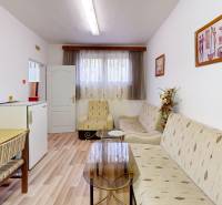 Sajnálom, ale potreboval by som vedieť, čo konkrétne chcete preložiť do maďarčiny. Mohli by ste mi poskytnúť text, ktorý chcete preložiť?