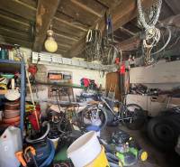 Sajnálom, ale potrebujem vedieť, čo presne chcete preložiť do maďarčiny. Mohli by ste mi poskytnúť text, ktorý chcete preložiť?