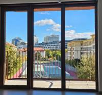 Kilátás egy egyszobás lakásból a Pozsonyi Košická utcán - Ružinov.