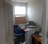 Ospravedlňujem sa, ale potrebujem vedieť, čo presne chcete preložiť do maďarčiny. Mohli by ste prosím poskytnúť text, ktorý chcete preložiť?