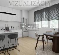 Konyha családi házban szigettel, étkezőasztallal és fa dekorációjú padlóval.