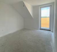 Bocsánat, ale potreboval by som vedieť, čo presne chcete preložiť do maďarčiny. Môžete mi poskytnúť text, ktorý chcete preložiť?