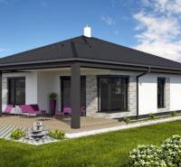 Családi ház Dunaszerdahely mellett terasszal, gyepfelülettel és kerti ülőhellyel.