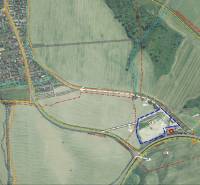 Lozorne térképe az úthálózatot és a Borovicová utca környékét ábrázolja, Telek - lakóövezet.