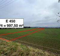 Kereskedelmi telkek Pruskóban, eladásra kijelölve, összterület 997,50 m².