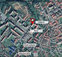 A Béke utca és környéke madártávlatból Ólublón.