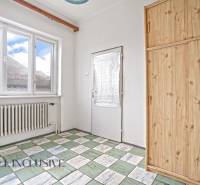 10 - 2025-10-09T125623.937.jpg