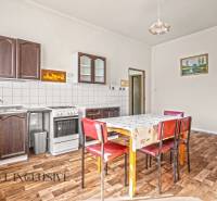 13 - 2025-10-09T125620.701.jpg