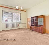 14 - 2025-10-09T125618.840.jpg