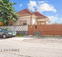 1 - 2025-10-09T125636.436.jpg