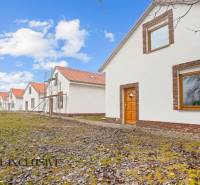 4 - 2025-12-31T095712.607.jpg