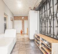 9 - 2025-09-23T131629.247.jpg