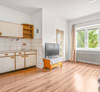 4 - 2025-09-23T131705.971.jpg