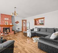 1 - 2025-12-08T102828.708.jpg