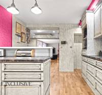 6 - 2025-12-08T102821.838.jpg