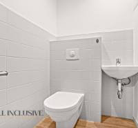 8 - 2025-12-08T102818.594.jpg