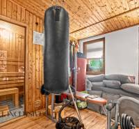 14 - 2025-12-08T102810.157.jpg