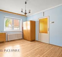 5 - 2025-09-08T145459.810.jpg