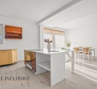 4 - 2025-11-06T132229.510.jpg