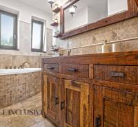 15 - 2025-10-07T112337.121.jpg