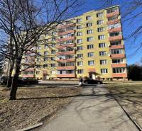 Társasház a Matice Slovenskej utcában, Eperjesen, 3 szobás lakás kínálatával.