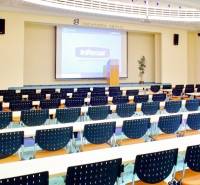 Samozrejme, prosím, poskytnite text, ktorý chcete preložiť do maďarčiny.