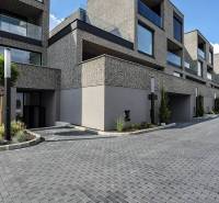 Bratislava - Nové Mesto 4 szobás lakás eladó reality Bratislava - Nové Mesto