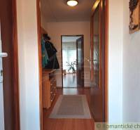 Sajnálom, ale text, ktorý ste poskytli, nie je zrozumiteľný. Mohli by ste prosím poskytnúť jasný text na preklad?