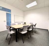 Samozrejme, rád vám pomôžem. Prosím, poskytnite text, ktorý chcete preložiť do maďarčiny.