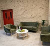 Samozrejme, pošlite mi text, ktorý chcete preložiť do maďarčiny.