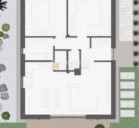 Családi ház alaprajza három szobával, konyhával és külső terasszal.