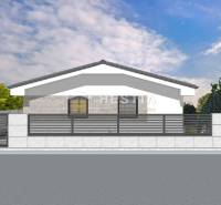 Családi ház Székelyen modern homlokzattal és kerttel, nyugodt környezetben.