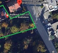 Családi ház légi felvétele a Pozsony-Óváros Búdková utcában.