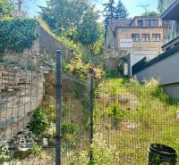 Családi ház eladó a kerítés mögött a Búdková utcában, Pozsony - Óvárosban.